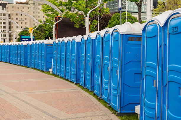 Best Portable Restroom Servicing (Cleaning and Restocking)  in Runaway Bay, TX